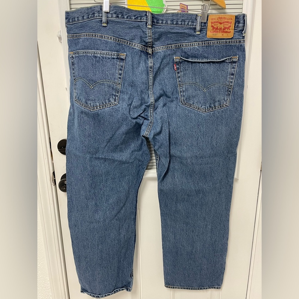Levi Strauss  Jeans - Picture 2 of 5